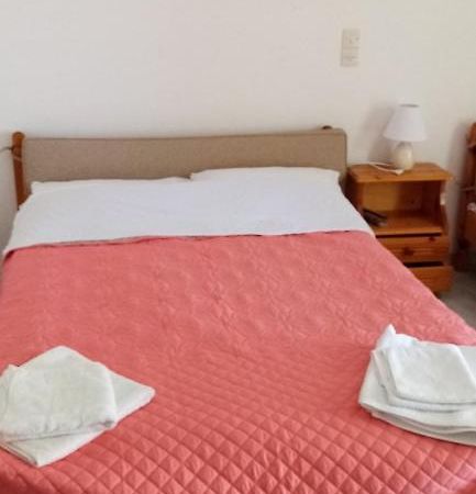 Γεώργιος Παπαϊωάννου Ενοικιαζόμενα Δωμάτια Khrónia Exterior foto