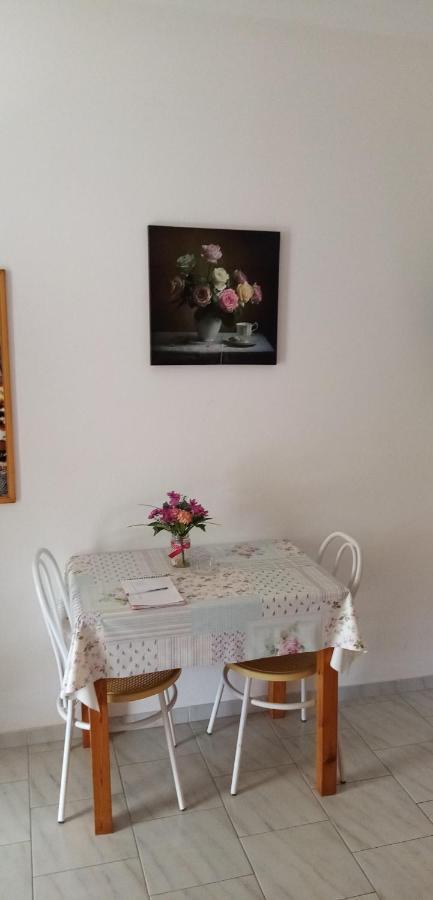 Γεώργιος Παπαϊωάννου Ενοικιαζόμενα Δωμάτια Khrónia Exterior foto