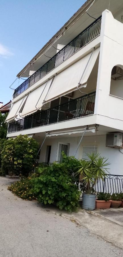 Γεώργιος Παπαϊωάννου Ενοικιαζόμενα Δωμάτια Khrónia Exterior foto